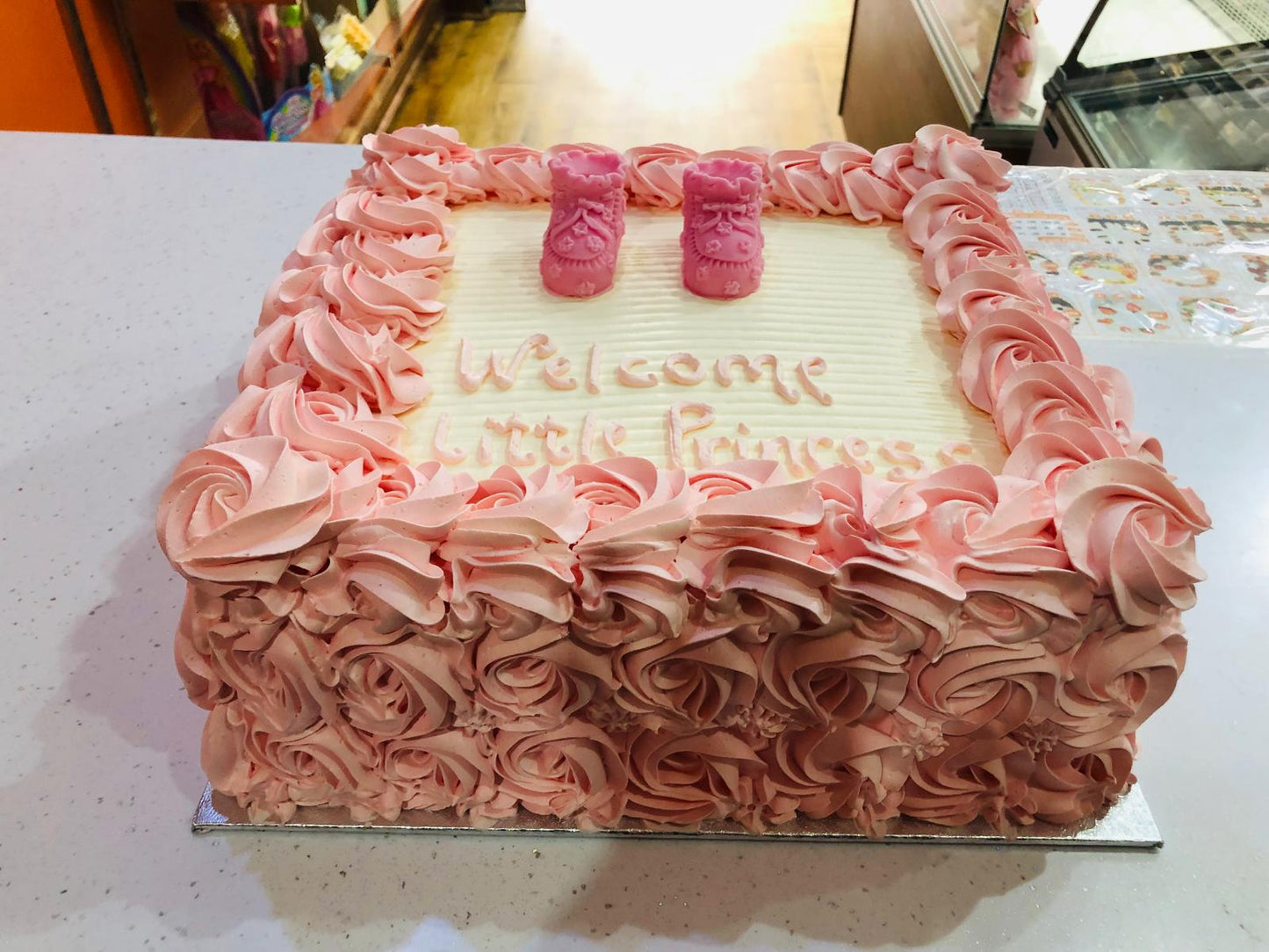 Gender Reveal / Baby Shower Celebration Cake