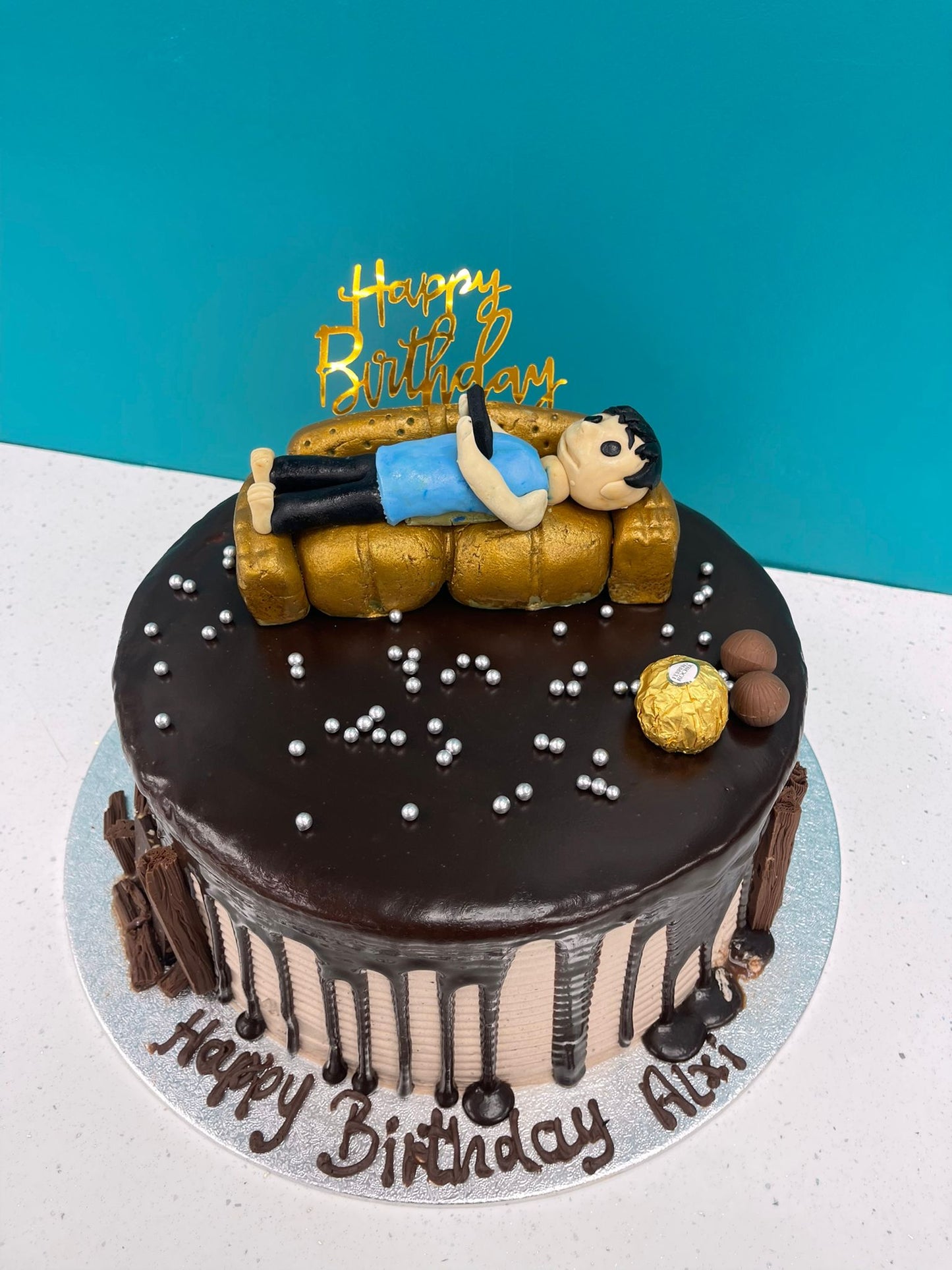 Lazy Man with Couch Cake