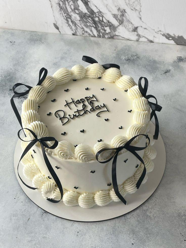 Vintage Cake with Ribbon ( Customised Ribbon Colour)