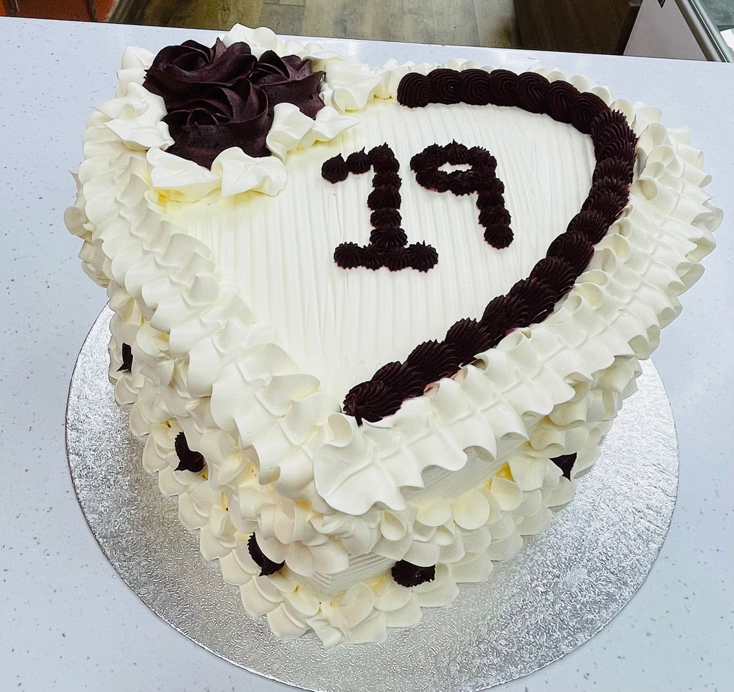 The Royal Heart vintage Princess Cake