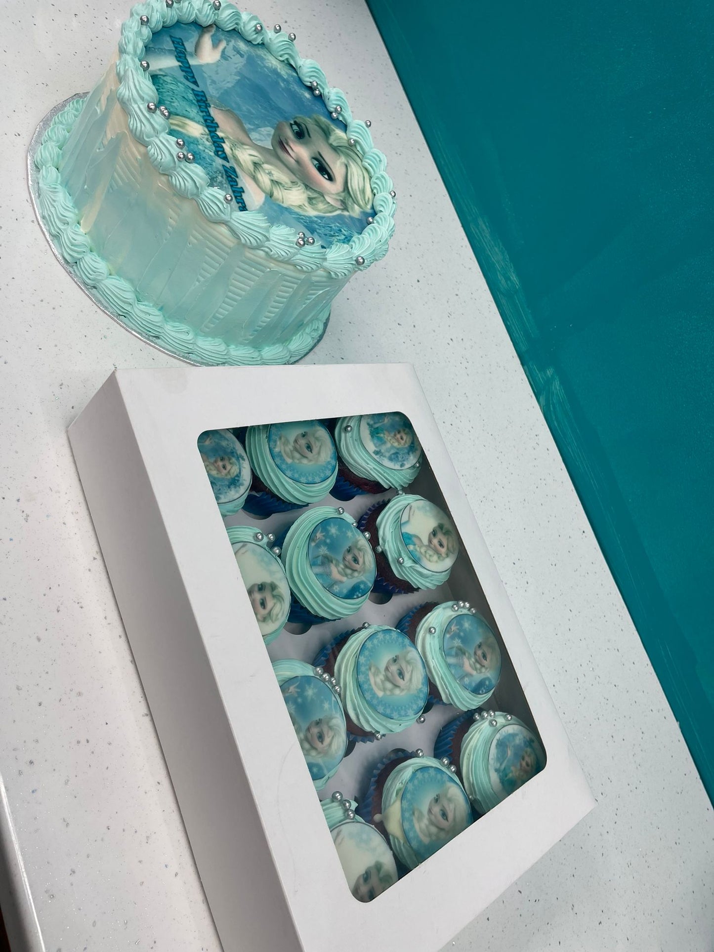 Disney Frozen Elsa Birthday Cake With Cupcakes