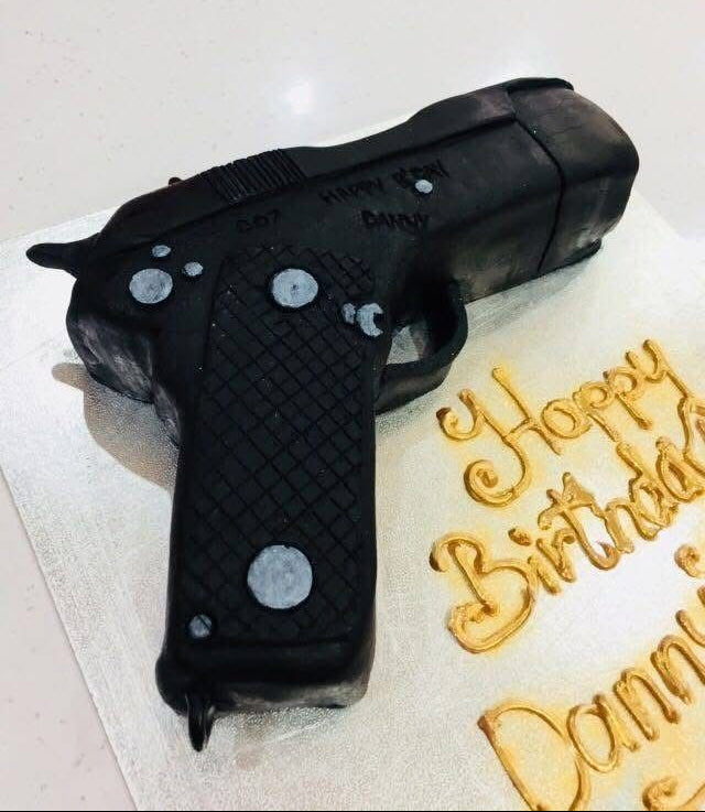 AK 47 Gun Cake