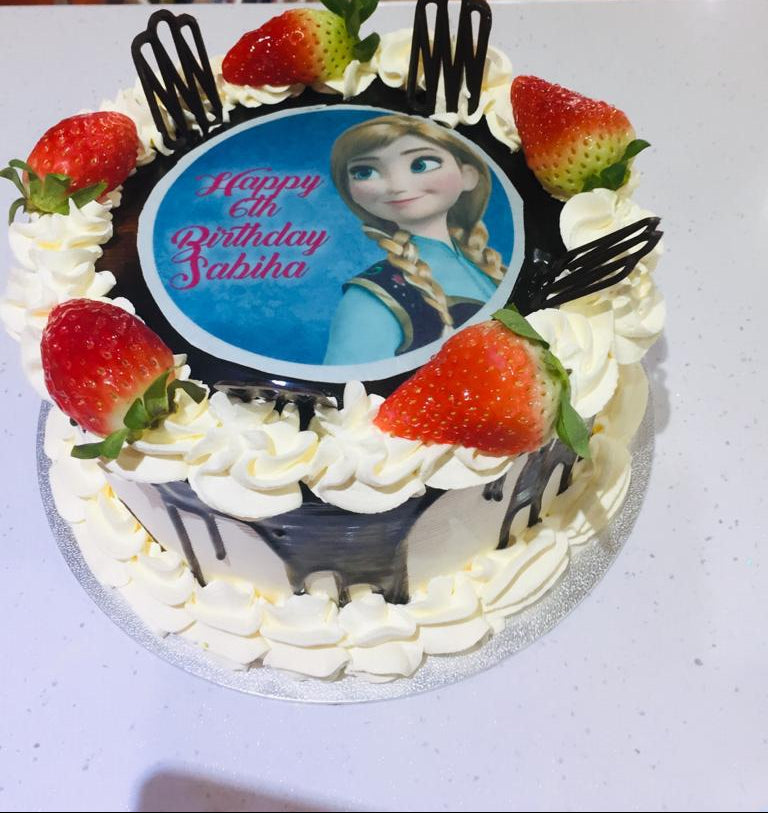 The Frozen Anna Strawberry Drip Picture Cake