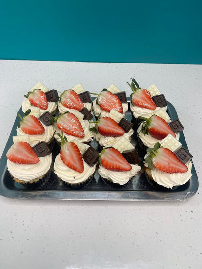 Strawberry and Flack Cupcake